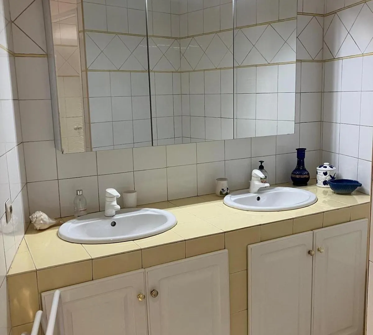 Lumieres De Saint-Nizier Apartment 4 People Lyon 0*,  France